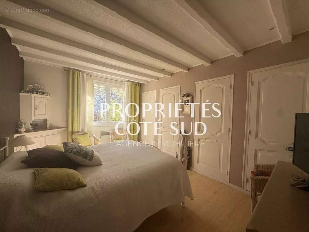 Maison à VILLENEUVE-LES-AVIGNON