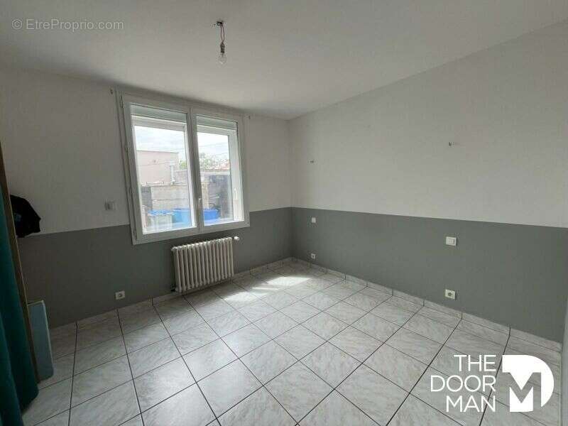 Maison à SAINT-SEBASTIEN-SUR-LOIRE