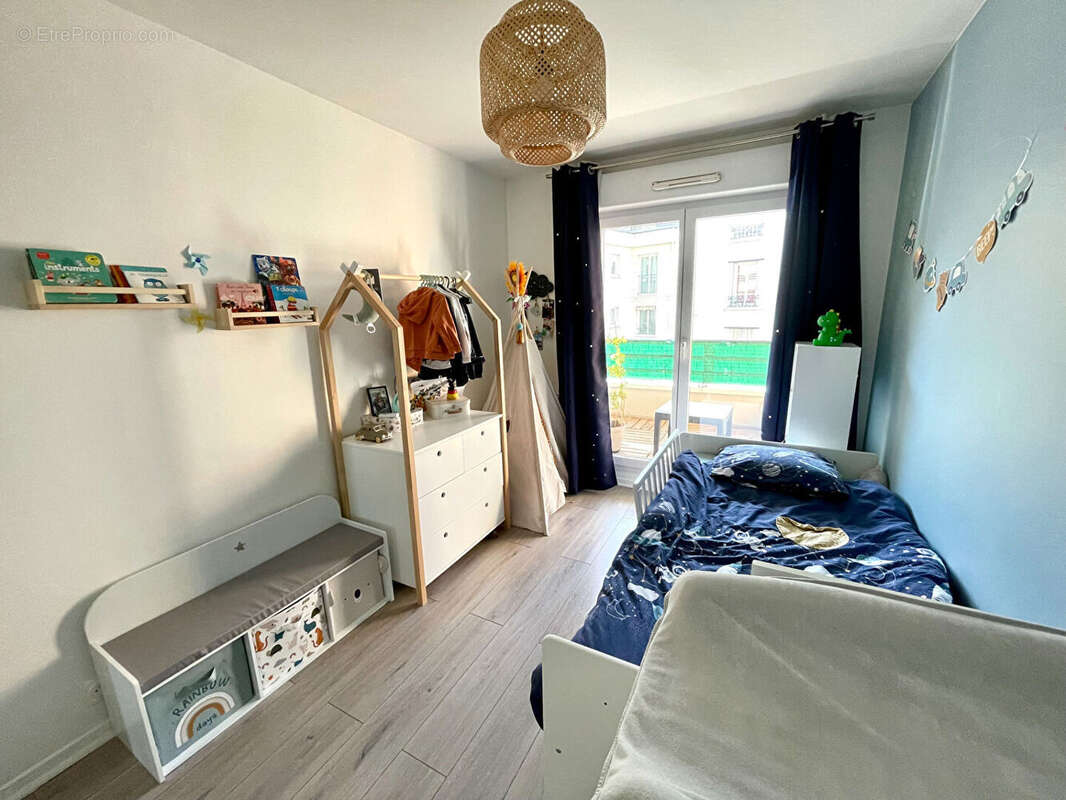 Appartement à COLOMBES