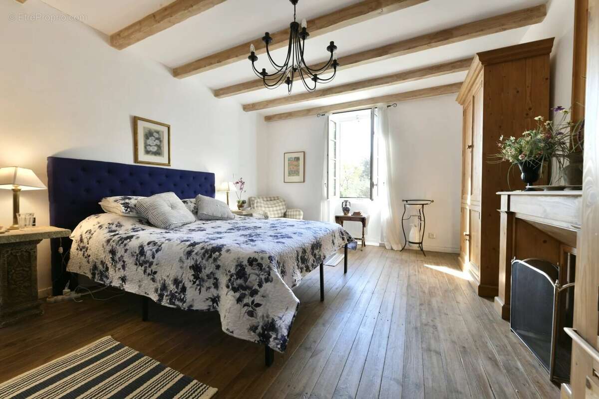 Maison à UZES