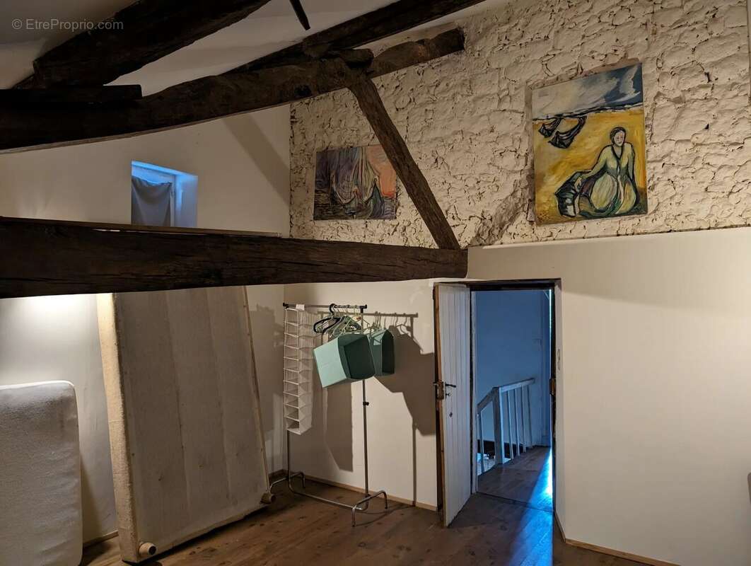 Maison à SAUVETERRE