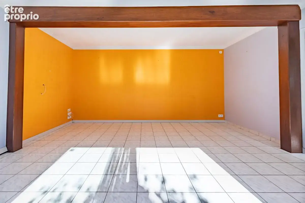 Maison Gétigné Centre 4 P . 3 Chs . 107,48 M² . Garage . T 121 M² - photo 4