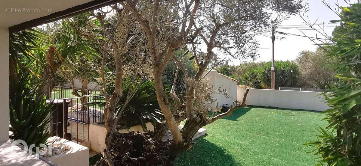 Maison à LA CADIERE-D'AZUR