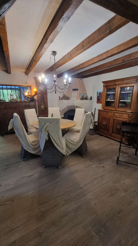Maison à COISE-SAINT-JEAN-PIED-GAUTHIER