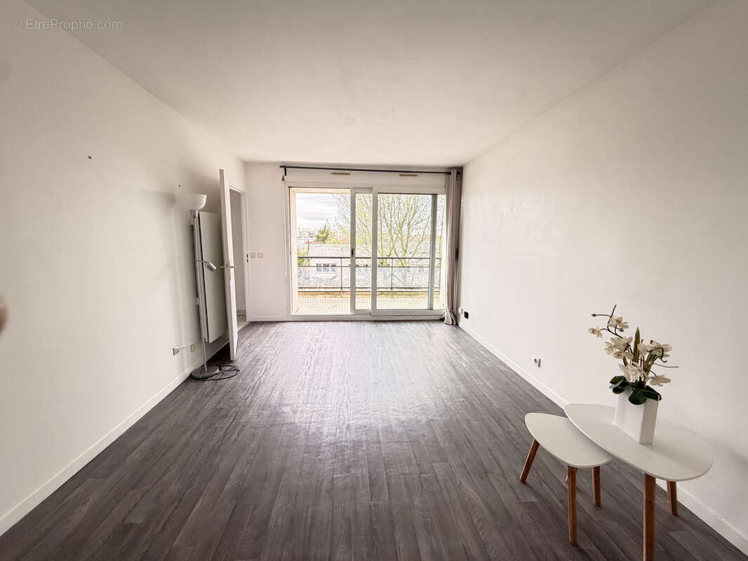 Appartement à SAINT-MAUR-DES-FOSSES