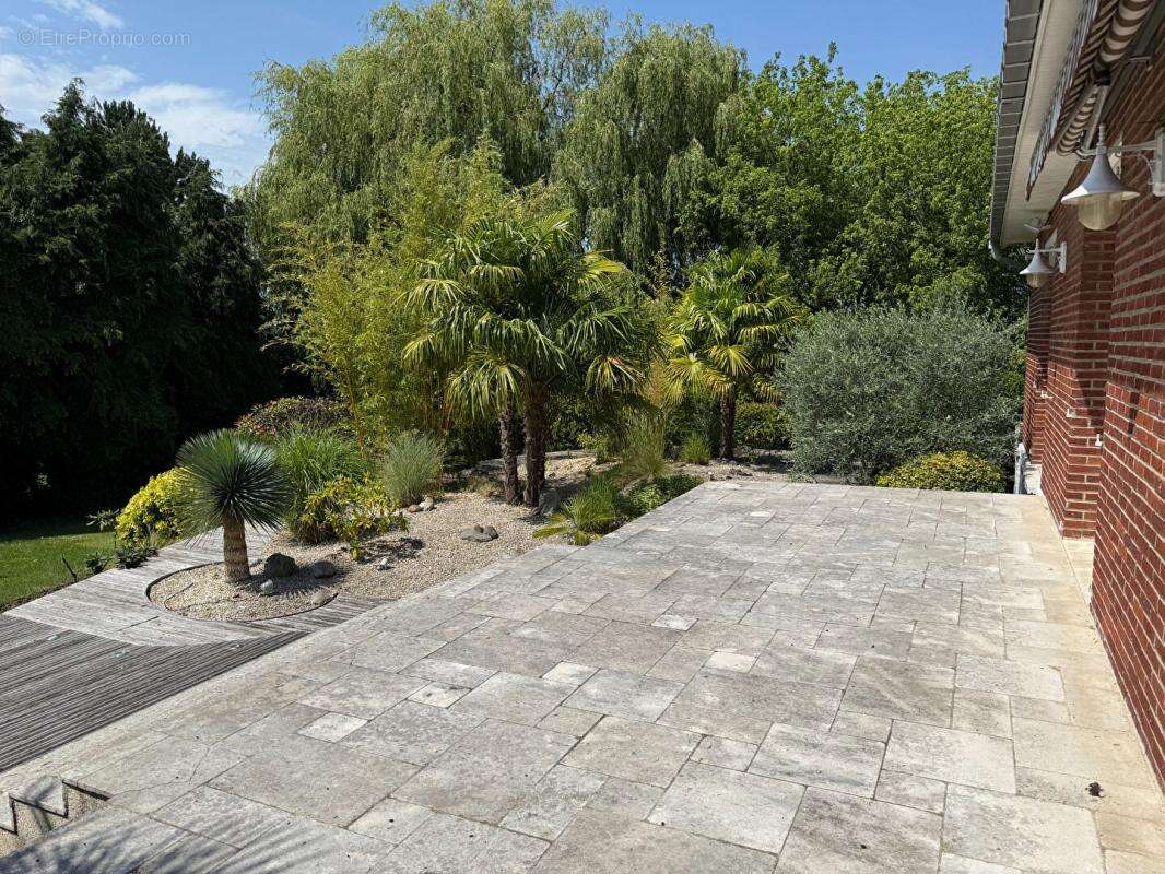 Maison semi plain-pied 220M², 5 à 6 chambres, sous sol complet jardin paysagé - photo 5