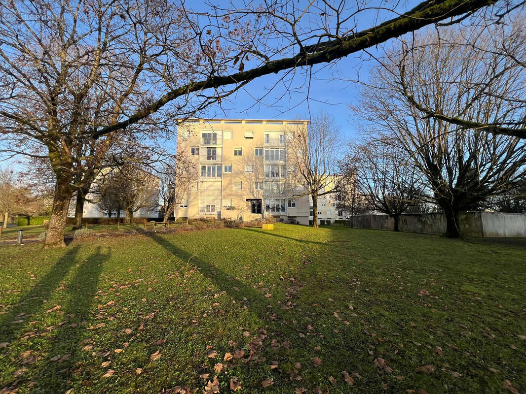 Appartement à QUETIGNY