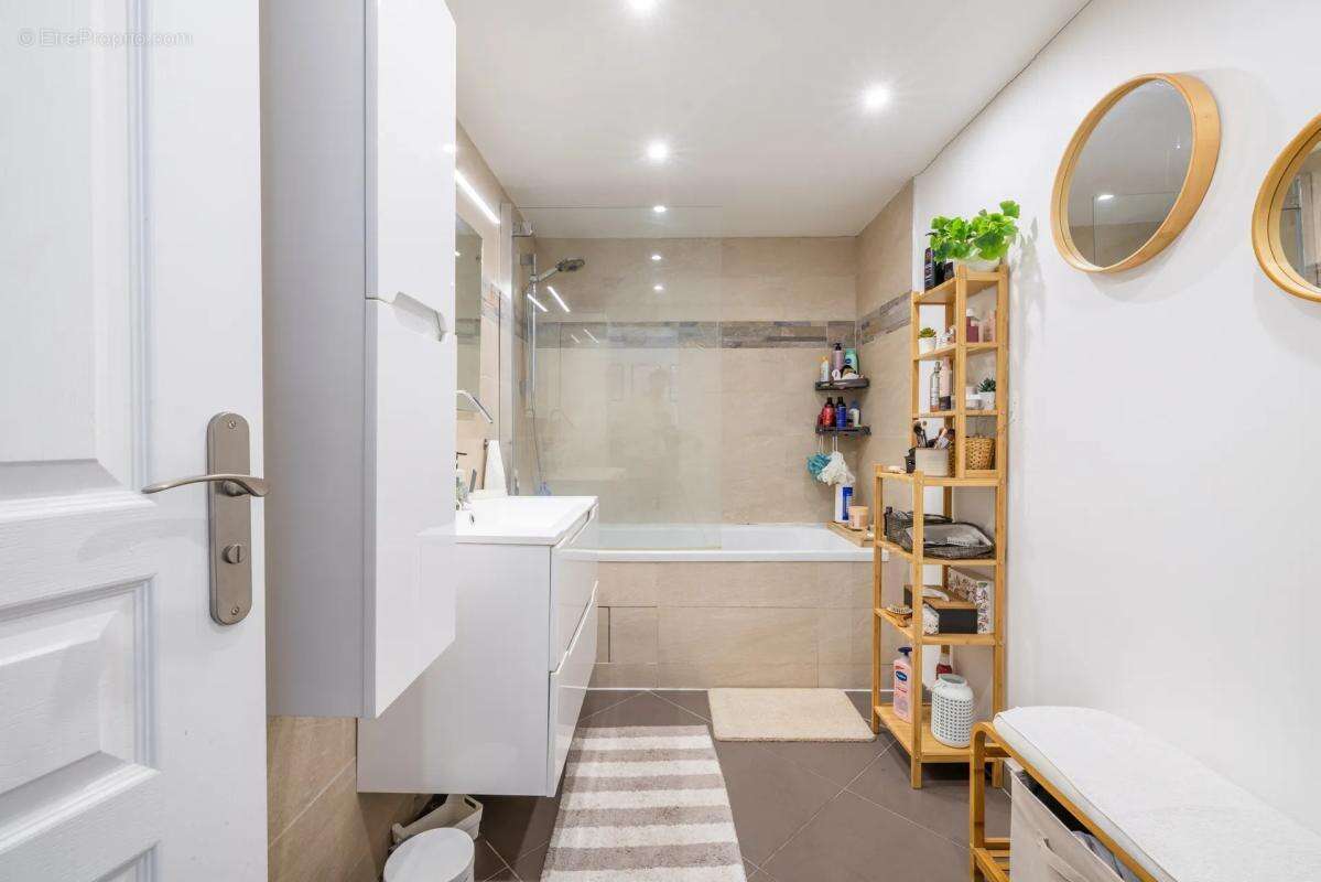 Appartement de 4 pièces de 85 m² à Thiais - photo 9