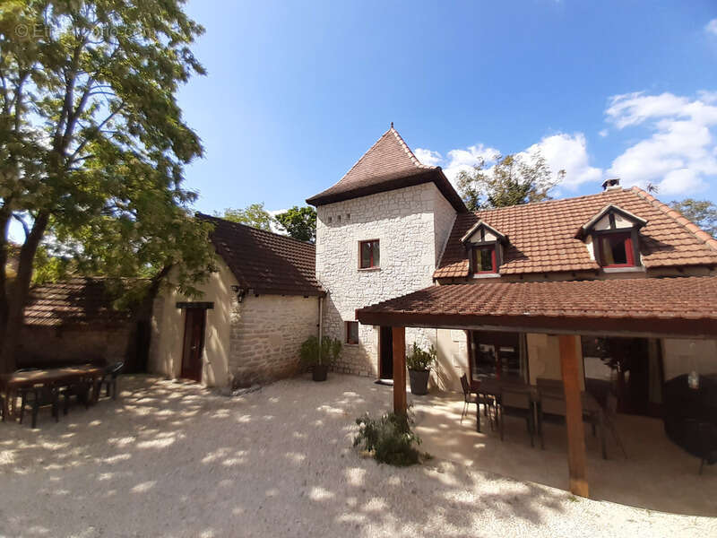 Maison avec gite et piscine - photo 8