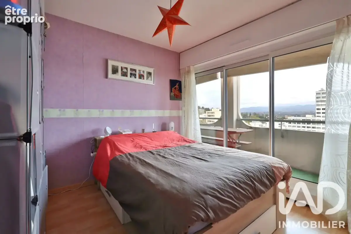 Photo 1 - Appartement à LYON-9E