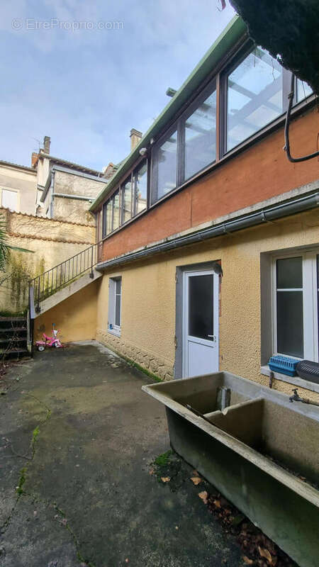 20250212_104421 - Commerce à NONTRON