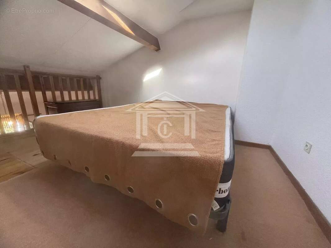 Maison à TOURRETTES