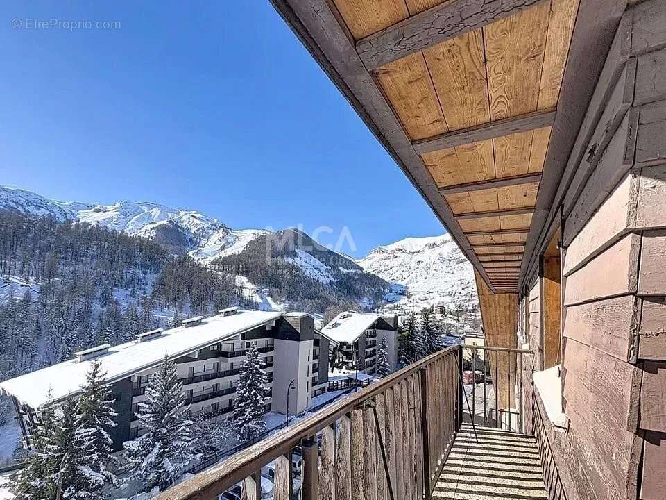 Appartement à SAINT-ETIENNE-DE-TINEE