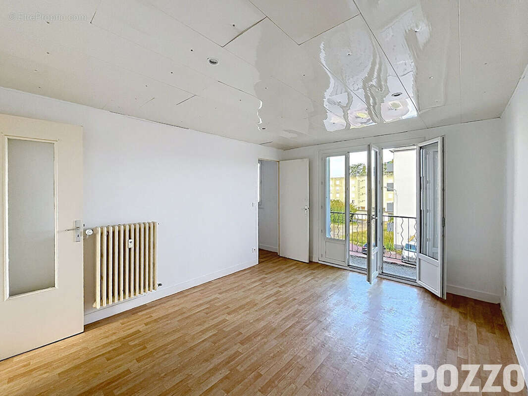 À vendre Saint-Lô, proche du centre-ville, appartement T2 avec garage - photo 3