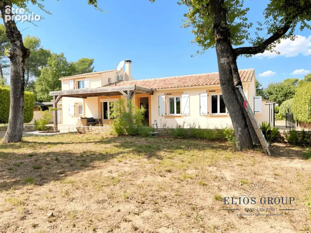 Maison 7 pièces 190 m² à vendre à Nans-Les-Pins (83860) - photo 2