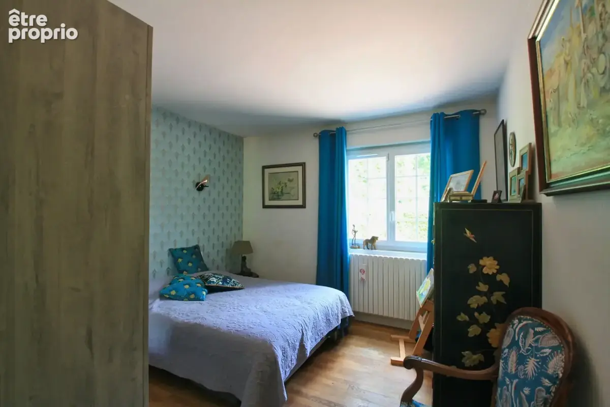 RARE à la vente : maison rénovée de 6 chambres en classe énergétique B, à proximité directe du centre et au calme - photo 3
