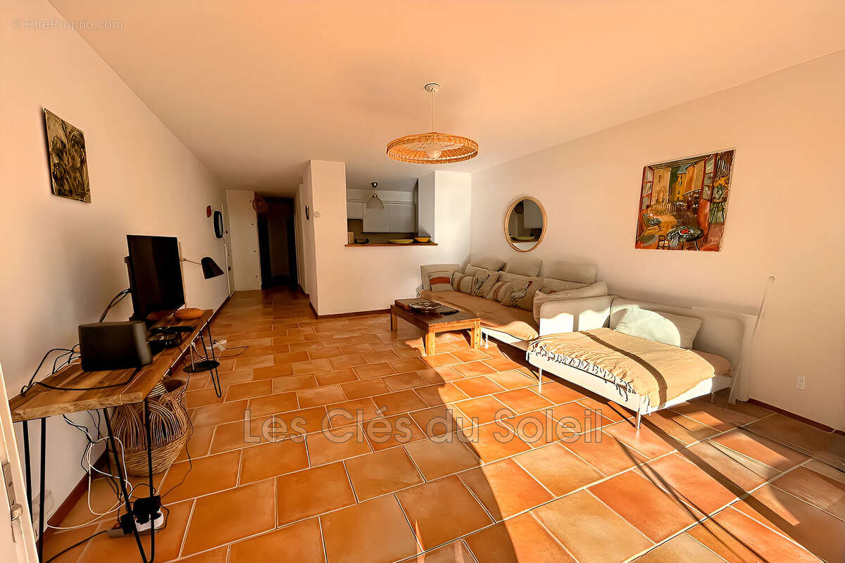 Appartement 62 m² à Bandol  - photo 4