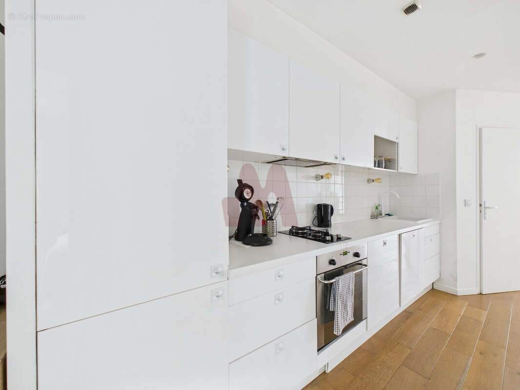 Appartement à PARIS-10E