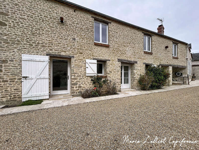 Maison à NEUVILLE-AUX-BOIS