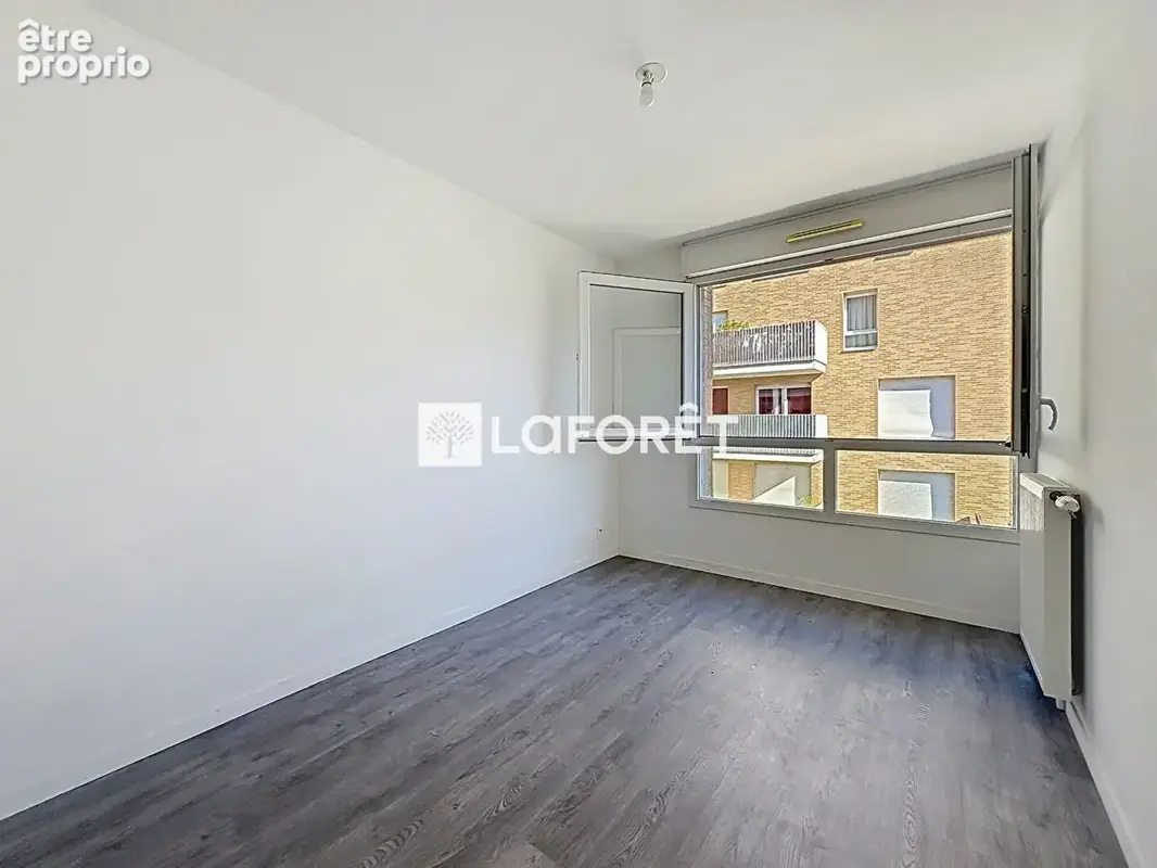 Appartement Romainville 4 pièce(s) 100 m2 - photo 17