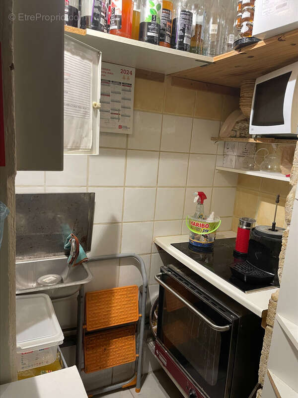 Commerce à FLEURANCE