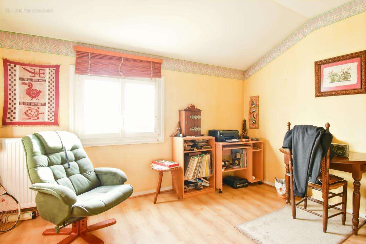 Maison à GUILHERAND-GRANGES