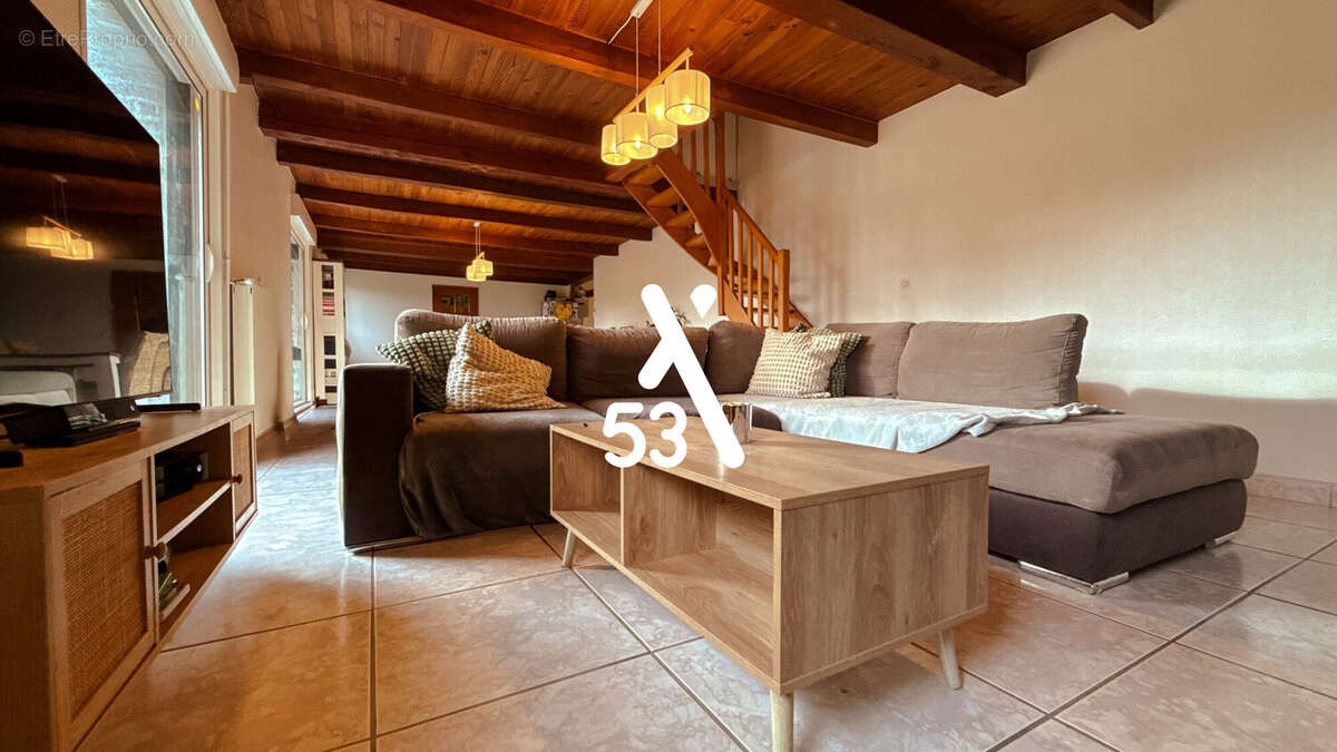 Maison à CAPPELLE-BROUCK