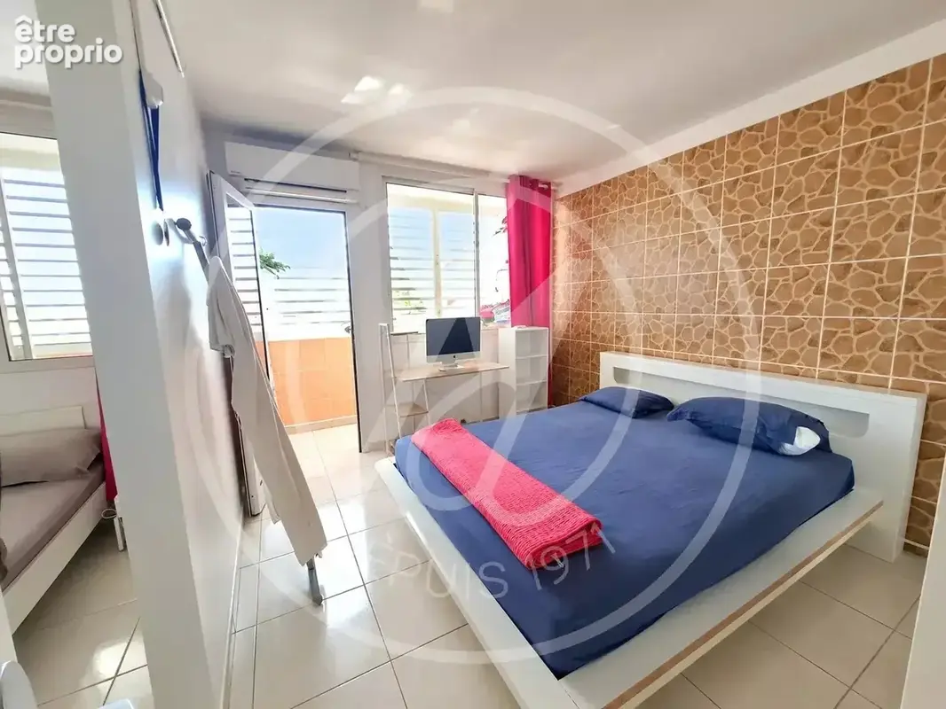 A vendre 168 478 €  appartement  f4 pointe a pitre - photo 9