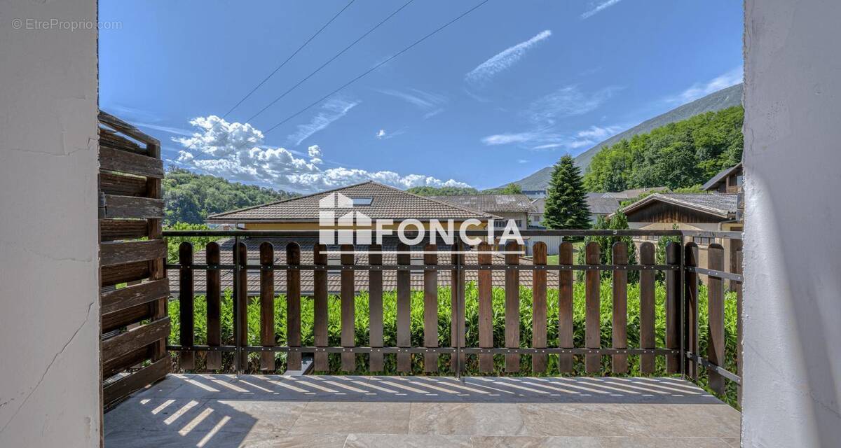 Appartement à LE BOURGET-DU-LAC