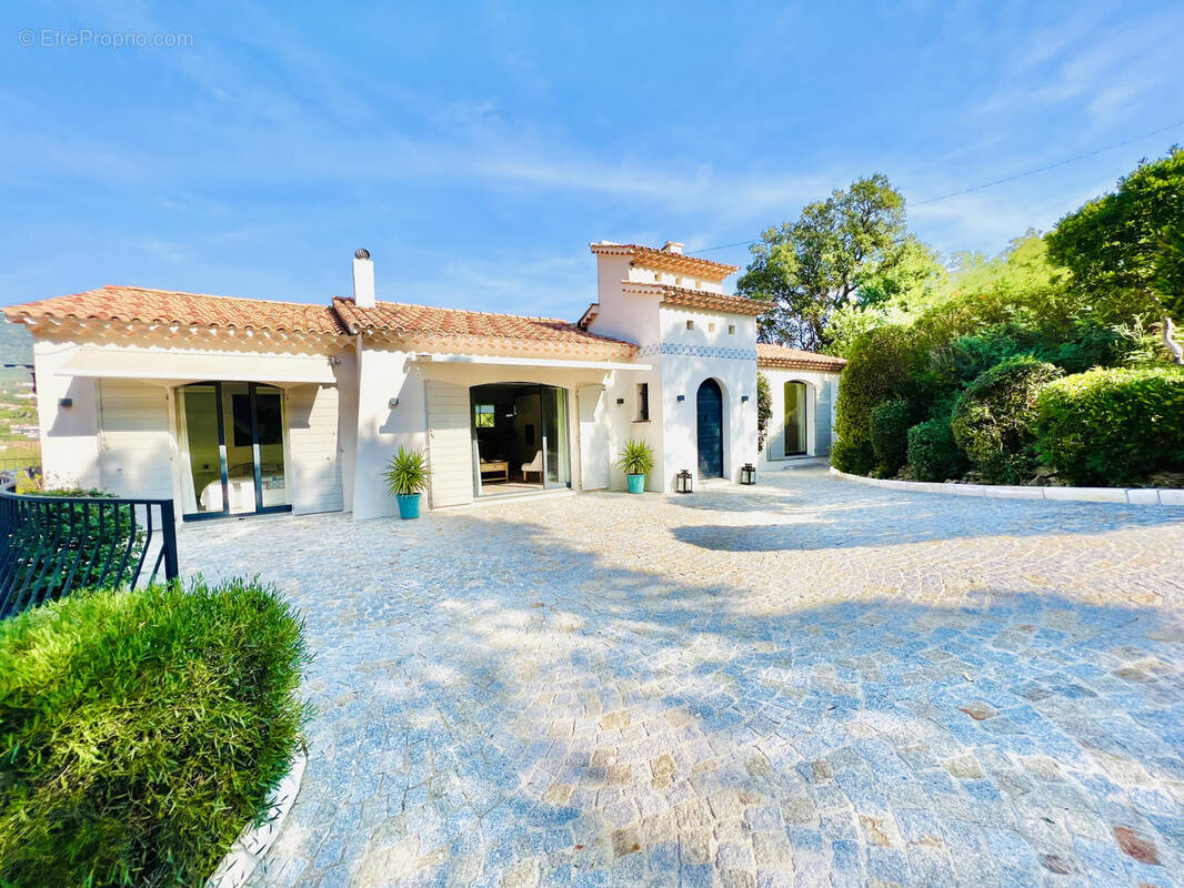 Maison à CAVALAIRE-SUR-MER