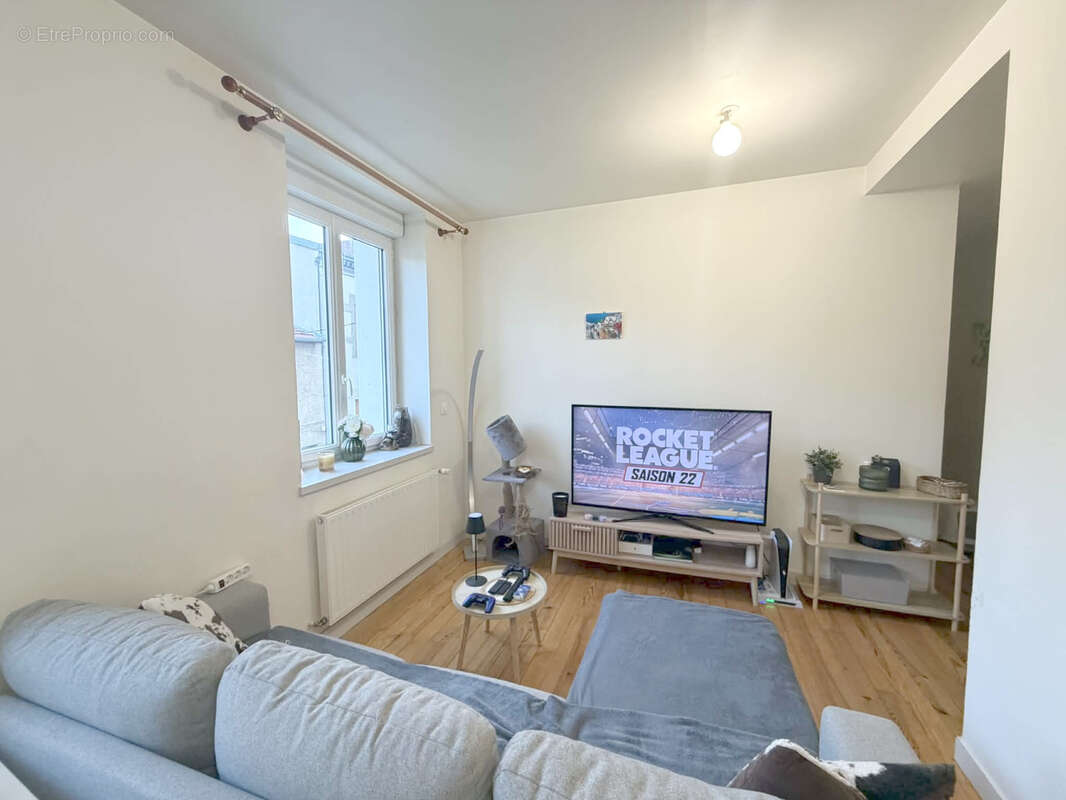 Appartement à SAINT-ETIENNE