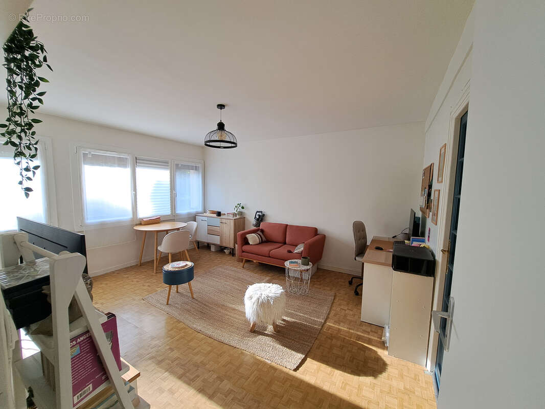 Appartement à MAISONS-ALFORT