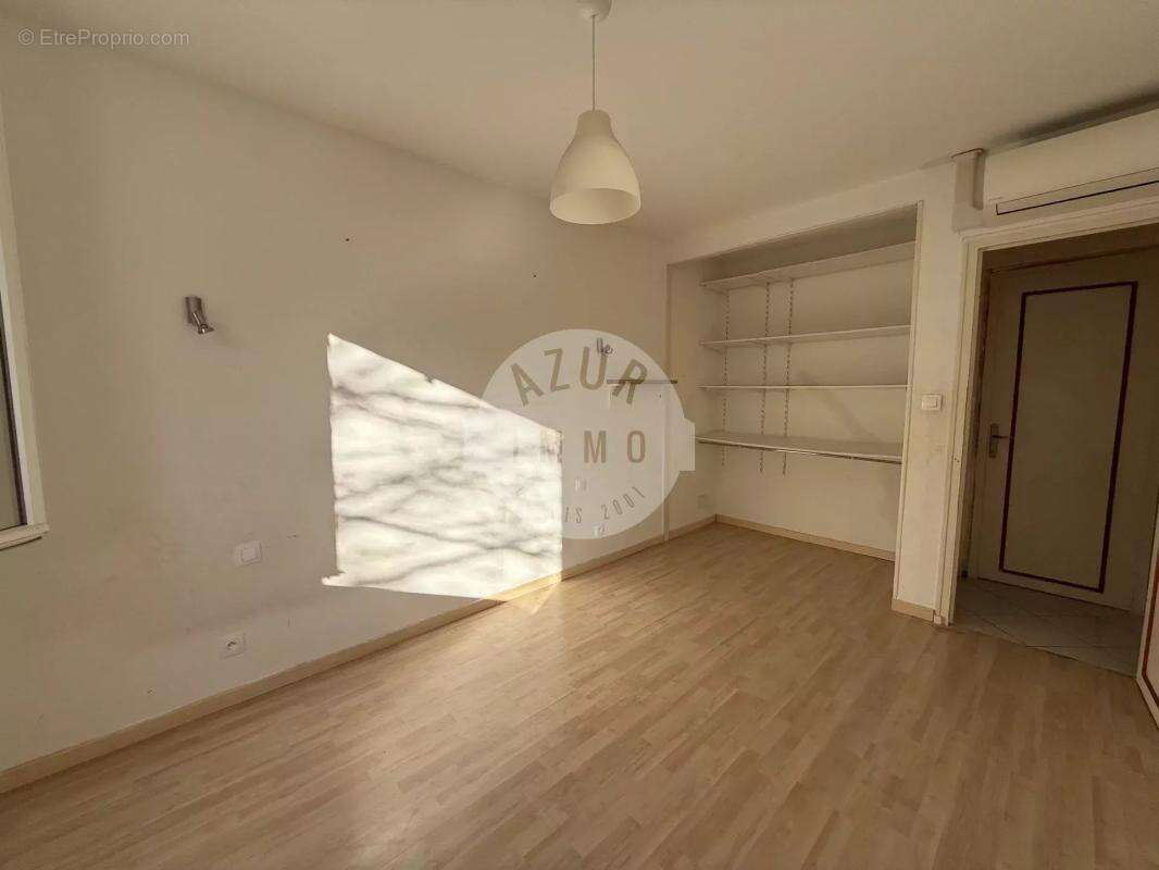 MAISON 198 M² sur 2000m² de terrain, piscine et garage - photo 20