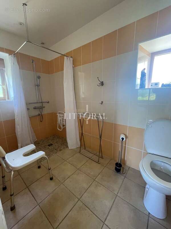 Maison à PLOUGRESCANT