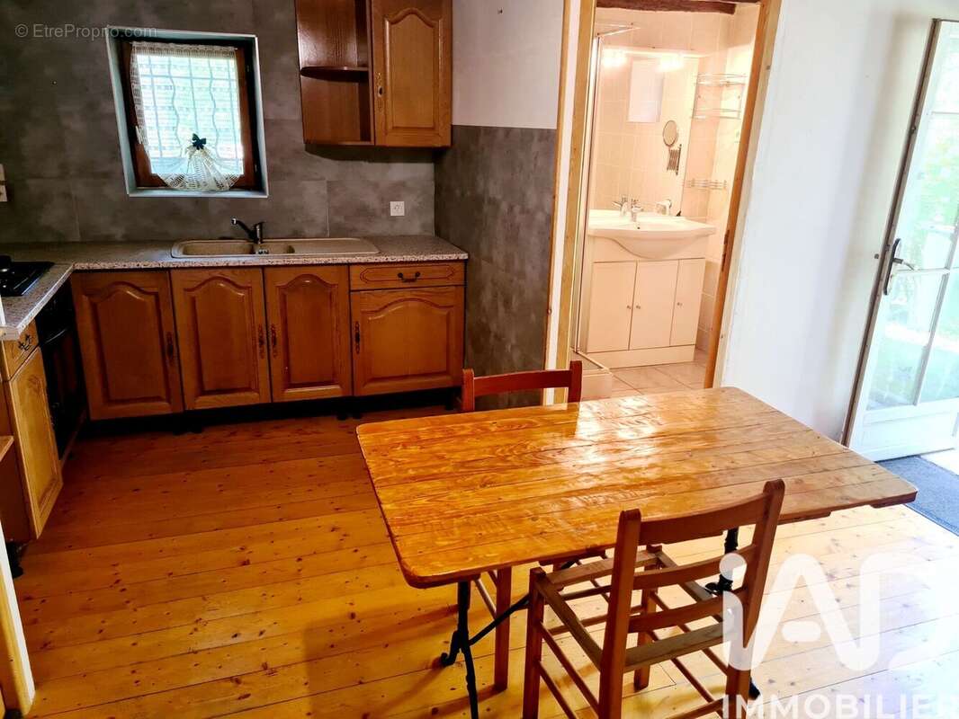 Maison 92 m² à Angles  - photo 4