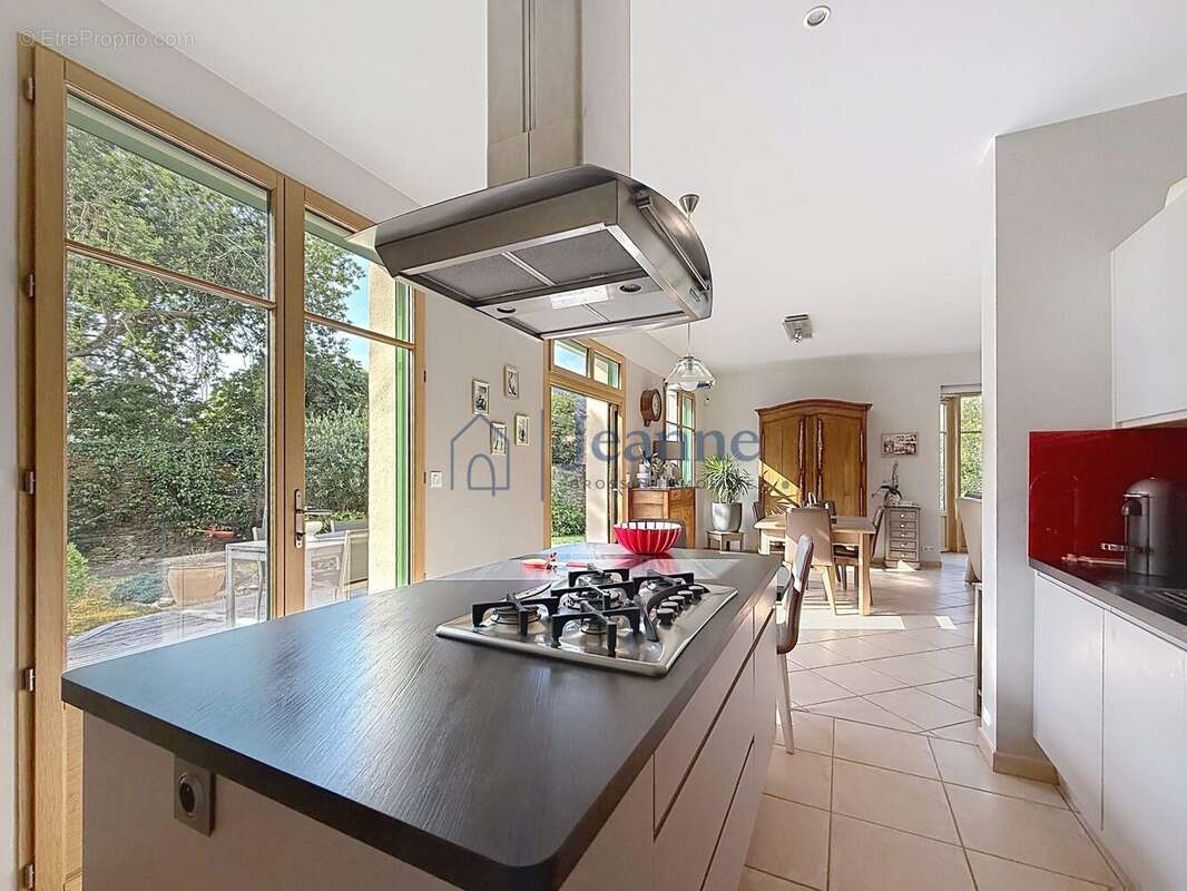 Maison 160 m² à Cancale  - photo 3