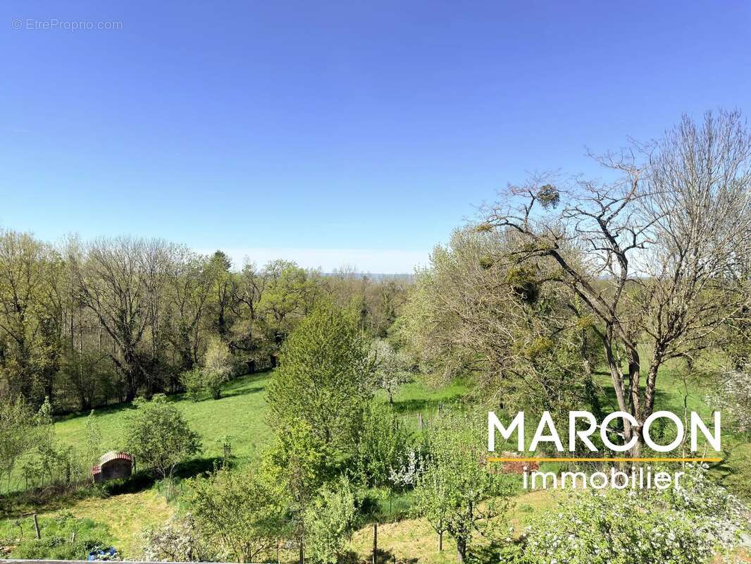 Maison à CHATELUS-MALVALEIX