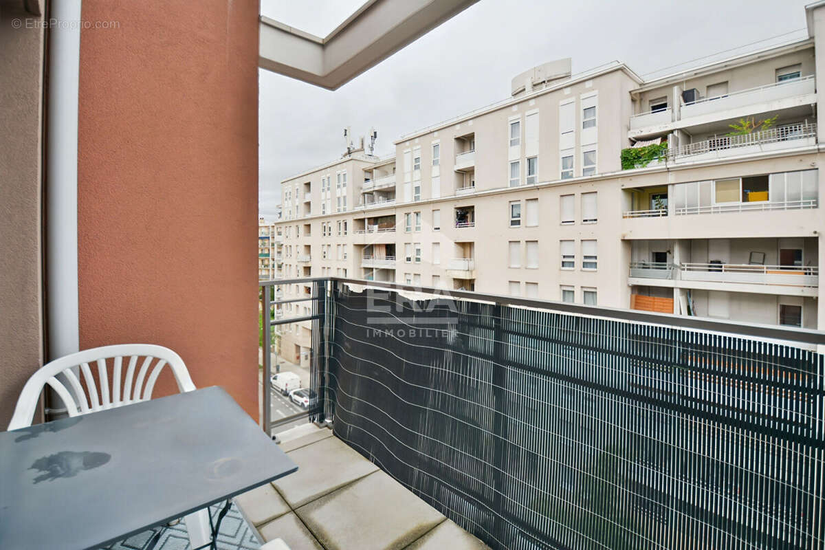 Appartement à VILLEURBANNE