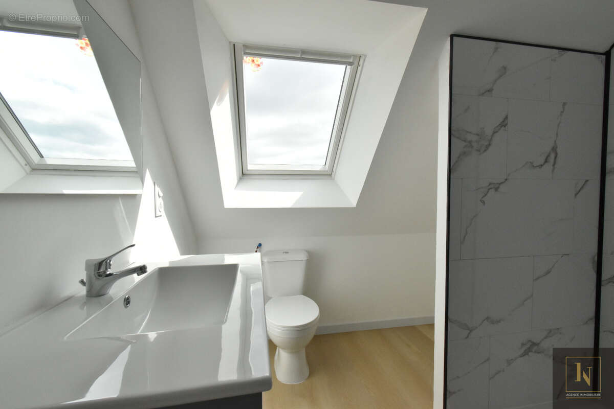 Maison à LOCQUELTAS