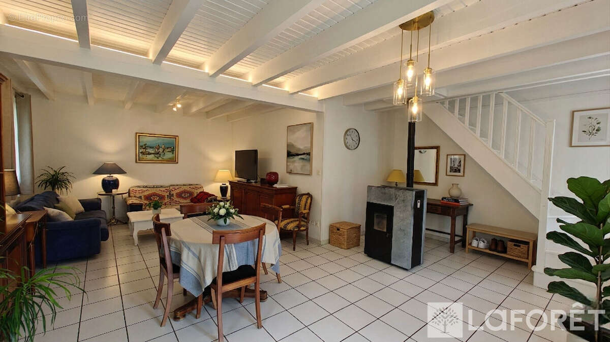 ** maison type 4 - embrun - 4 pièces - photo 4