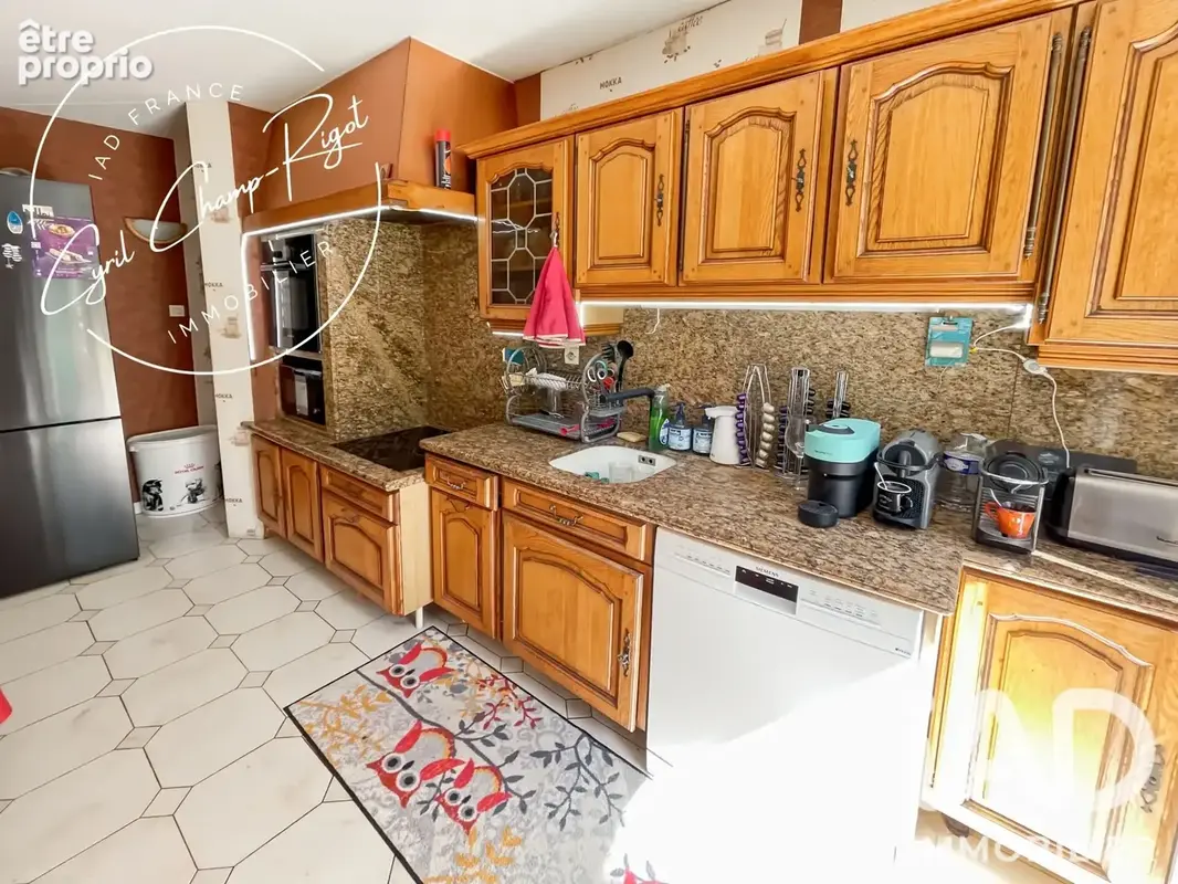 Photo 5