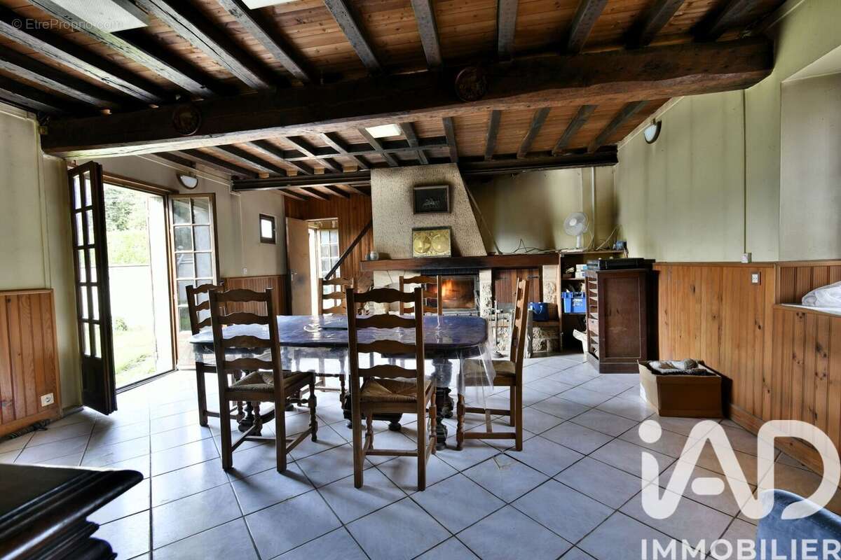 Photo 9 - Maison à MAIGNELAY-MONTIGNY