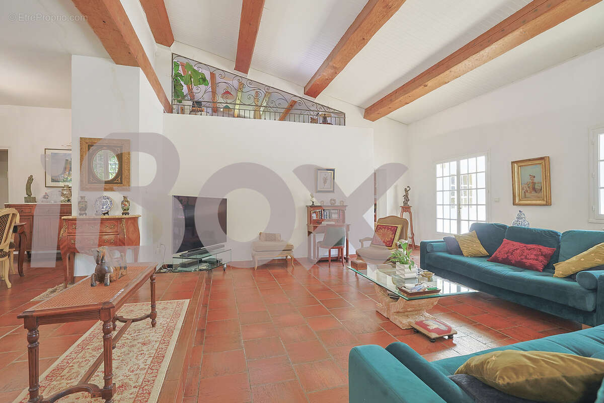 Maison à LA VALETTE-DU-VAR