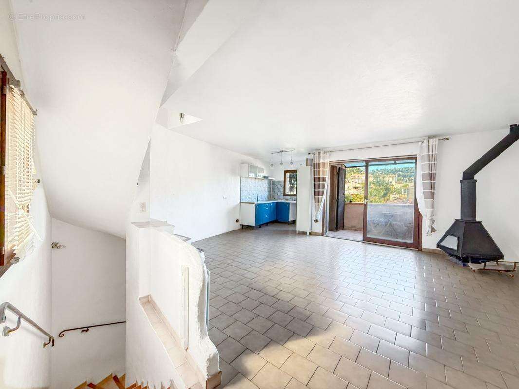 Maison à LA COLLE-SUR-LOUP