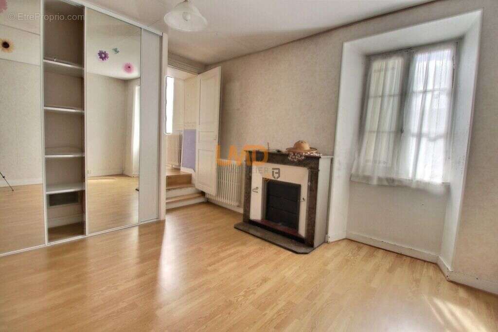 Maison à MATHA