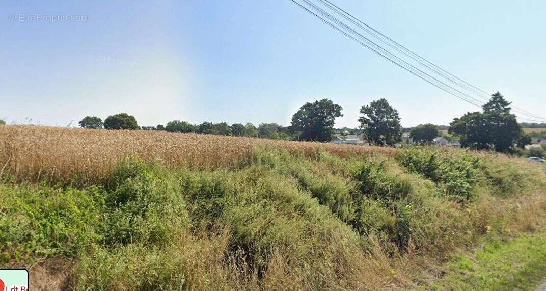 Terrain à BAGUER-PICAN