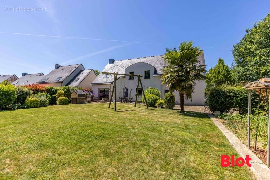 Maison à CHEVAIGNE