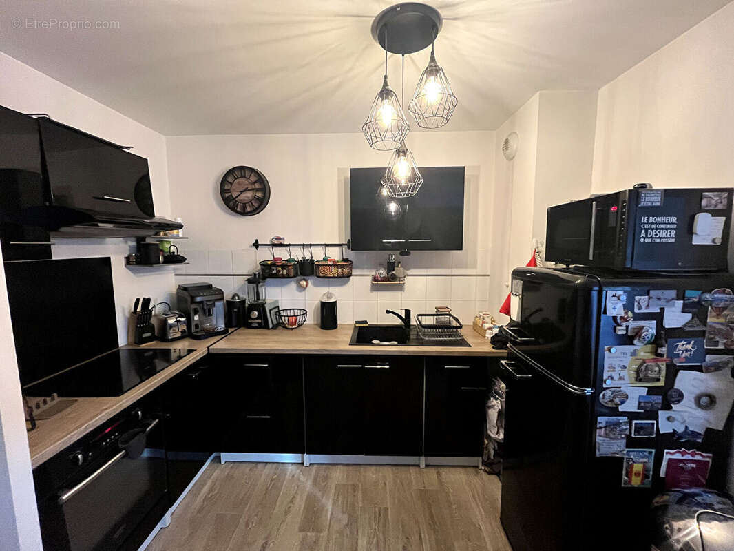 Appartement à CHANTELOUP-LES-VIGNES