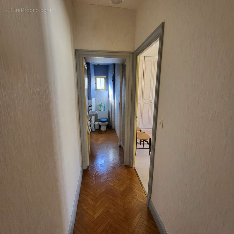 Appartement à RIOM-ES-MONTAGNES