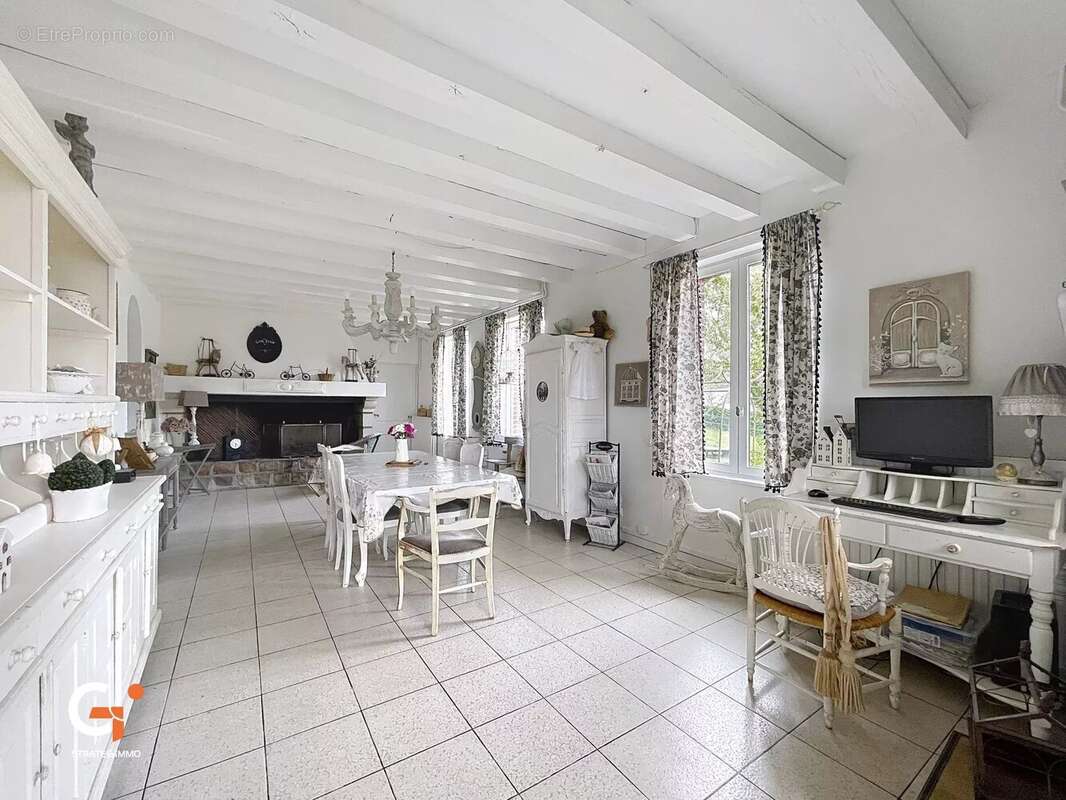 Maison à VANDRIMARE
